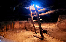 Load image into Gallery viewer, Southeast Utah Cliff Dwellings - GPS Coordinates & Hiking Trails (230 Sites Included)